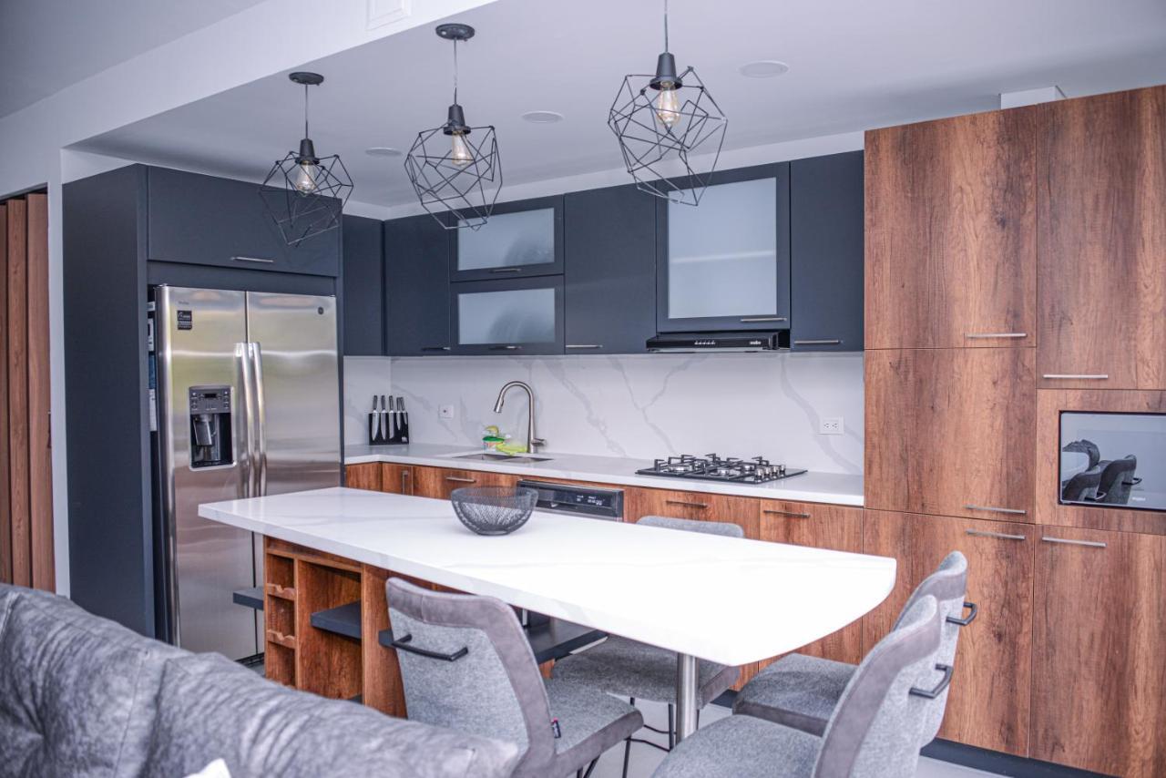 Apartamento Lleras Ac Hot Tub Медельин Экстерьер фото